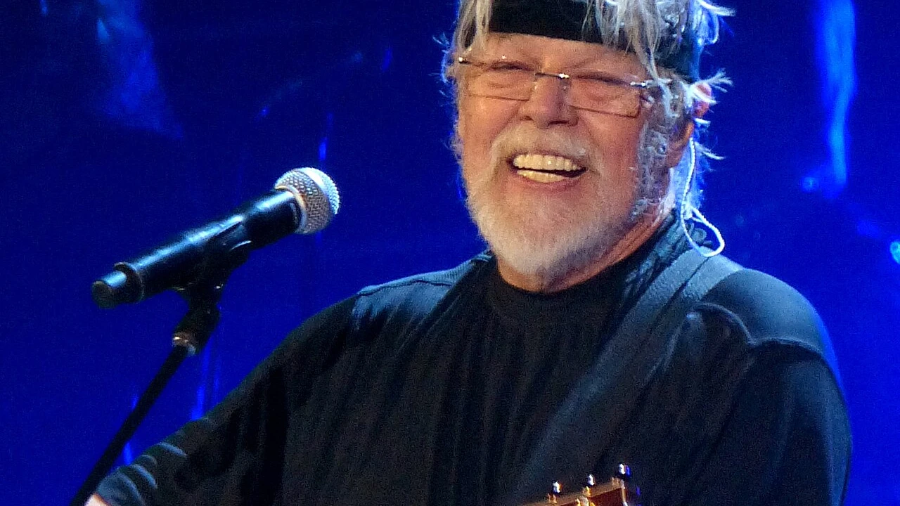 Bob Seger 2026-2027 Tour & Schedule featuring Bob Seger live on stage with stadium crowd