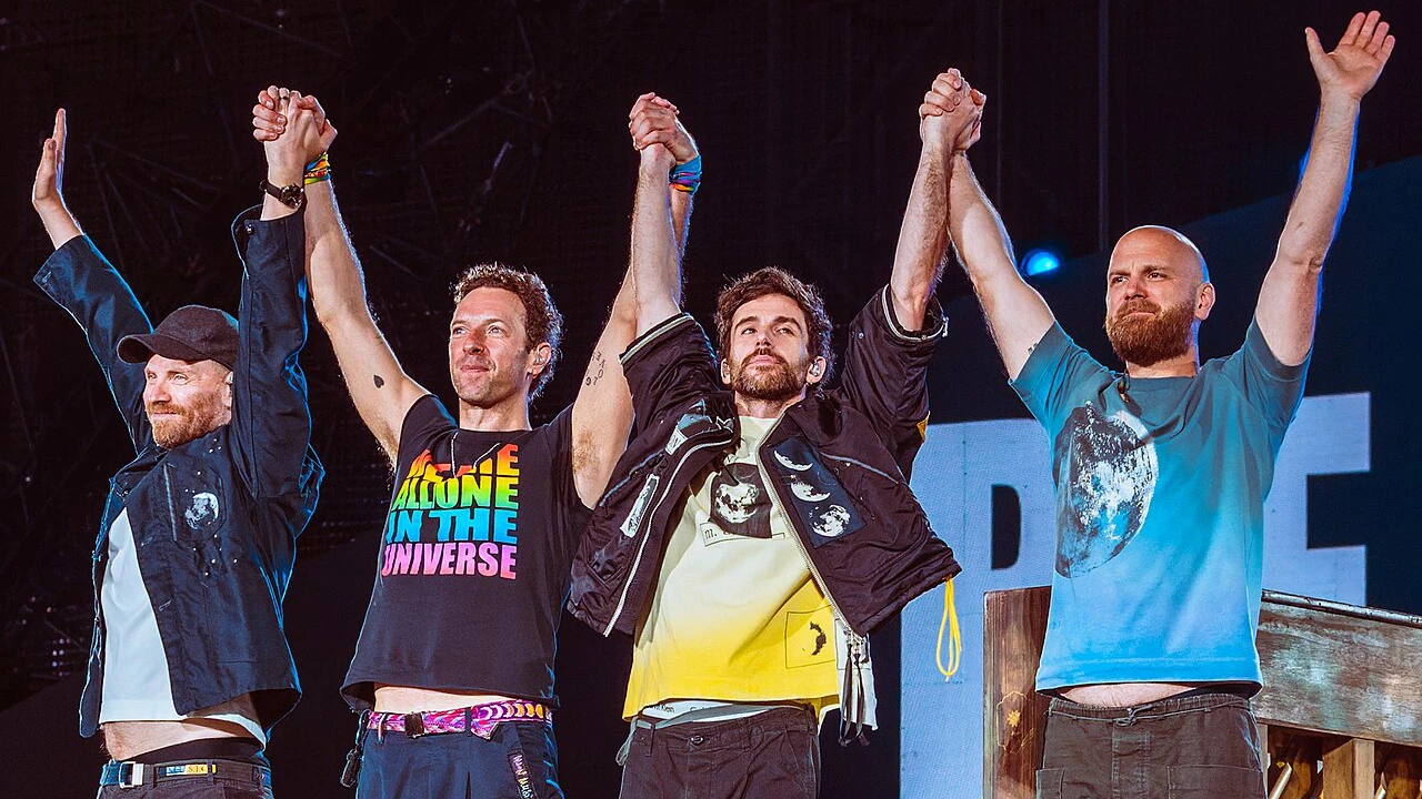 Coldplay Tour 2026-2027: Setlist Secrets, Stage Sightlines & Ticket Deals