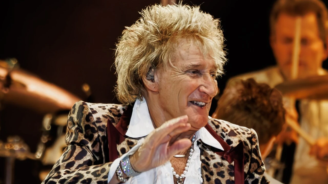 Rod Stewart’s Final Curtain Call: Your 2026-2027 Tour Guide
